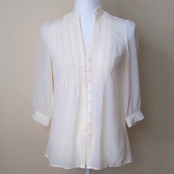 Beautiful 100% Silk Blouse Size XS - Picture 1 of 3